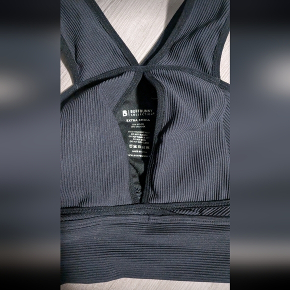 Buffbunny Harmony Halter Sports Bra in XS - Picture 5 of 6